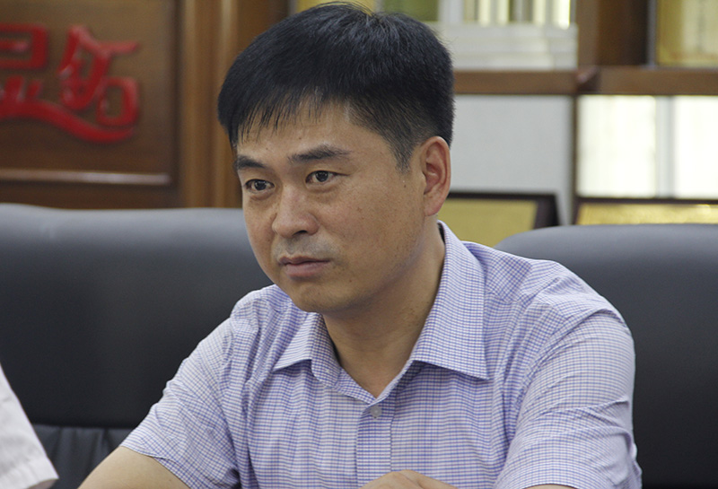 河南省散装水泥办公室副主任张金祥。